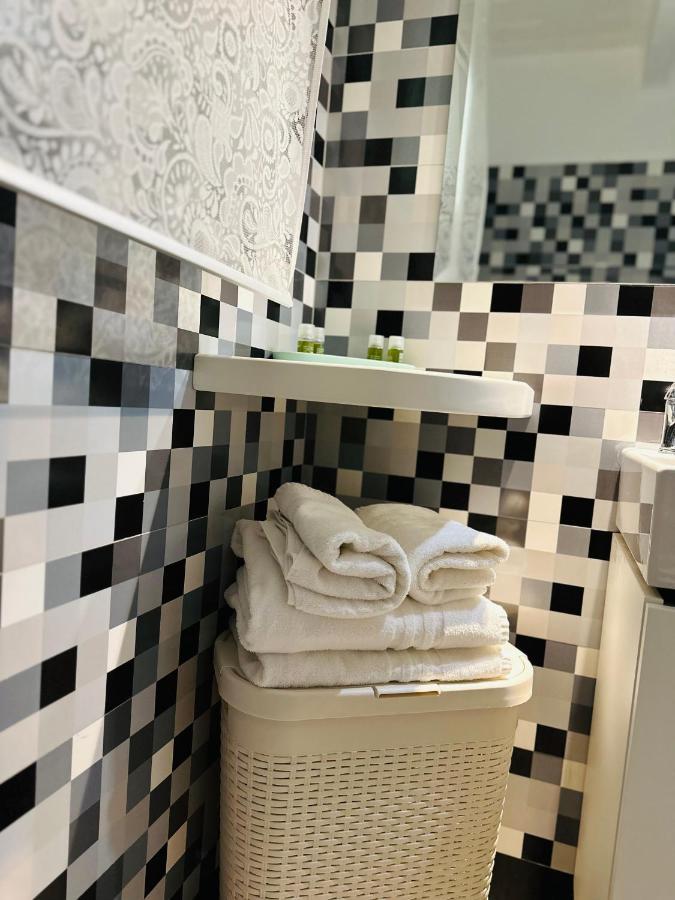 Bed and Breakfast La Casa (Adults Only) Барі Екстер'єр фото