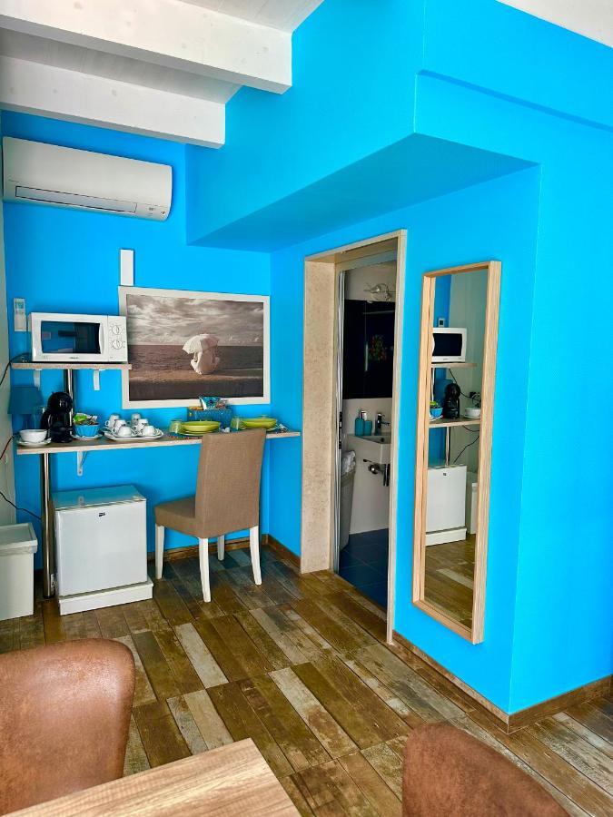 Bed and Breakfast La Casa (Adults Only) Барі Екстер'єр фото