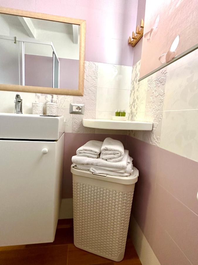 Bed and Breakfast La Casa (Adults Only) Барі Екстер'єр фото