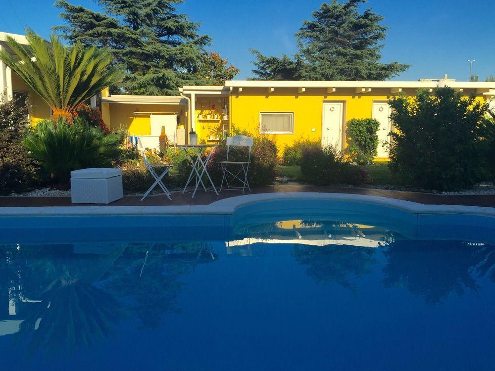 Bed and Breakfast La Casa (Adults Only) Барі Екстер'єр фото